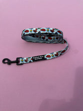 Load image into Gallery viewer, Lead - Paws up for Toys